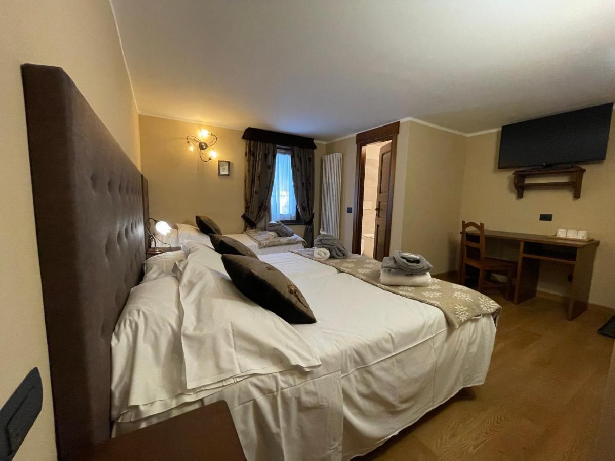 Hotel Edelweiss 3 Stelle Superior Бройл-Червиня Екстериор снимка